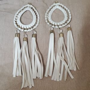 Elegant White Tassel Earrings 🎉Free Gift Wit Purchase🎉 Now‼️